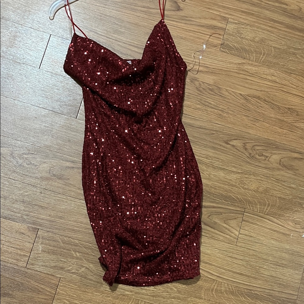 Elegant Sequin Red Dress